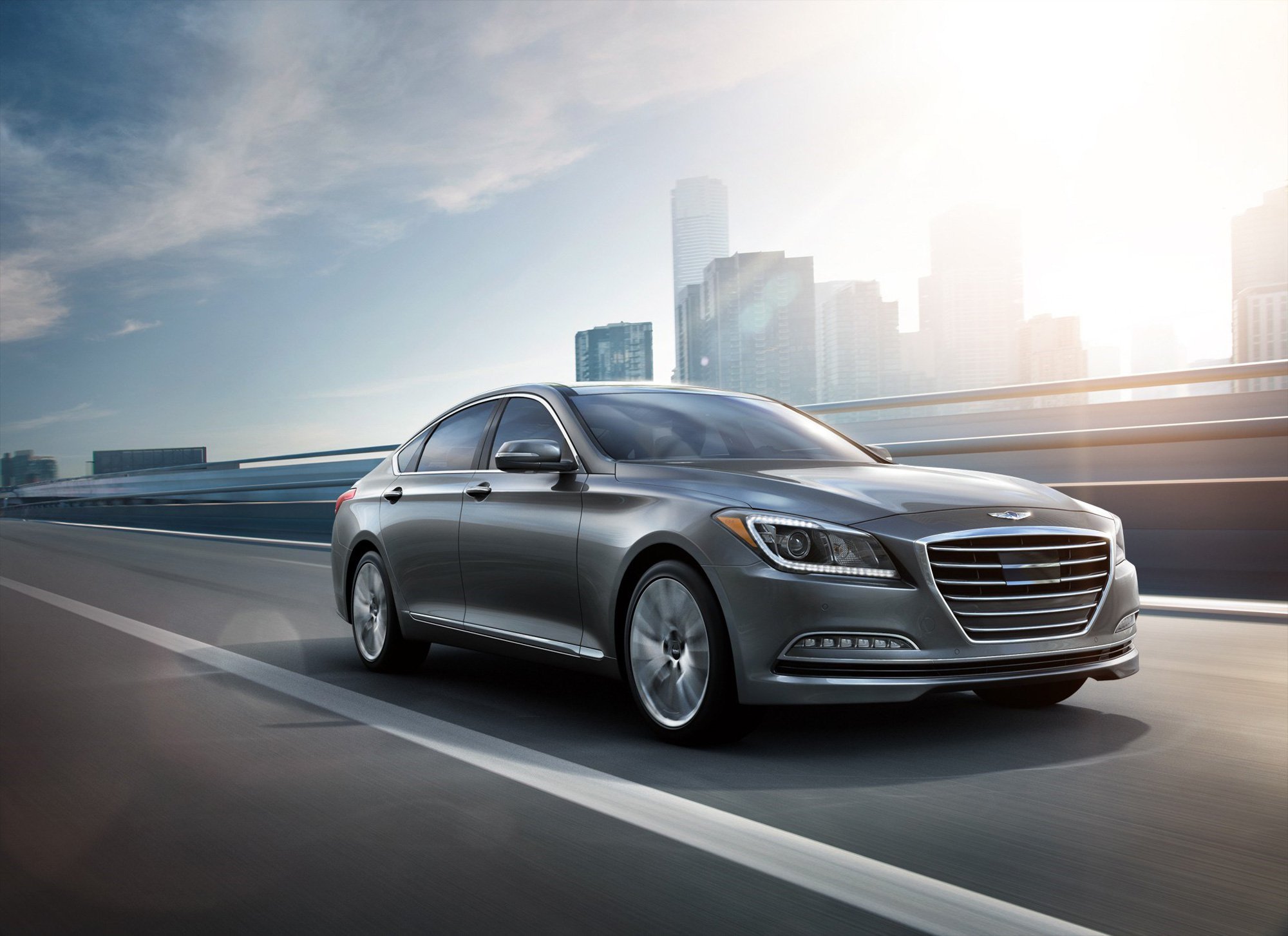 Hyundai Genesis 2015 vượt mốc 100.00 xe bán ra